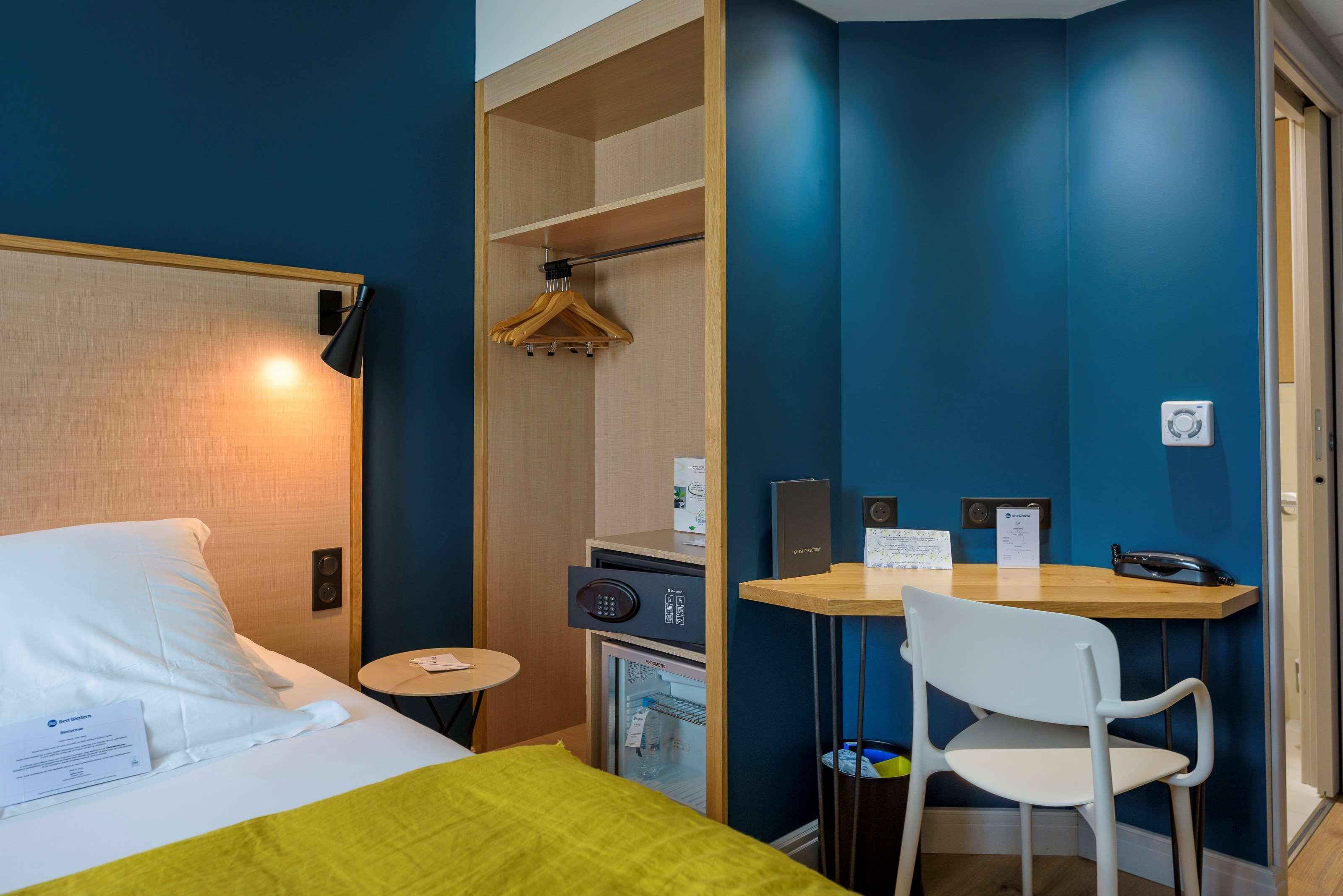 Hotel Western Montecristo-bastia 3*
