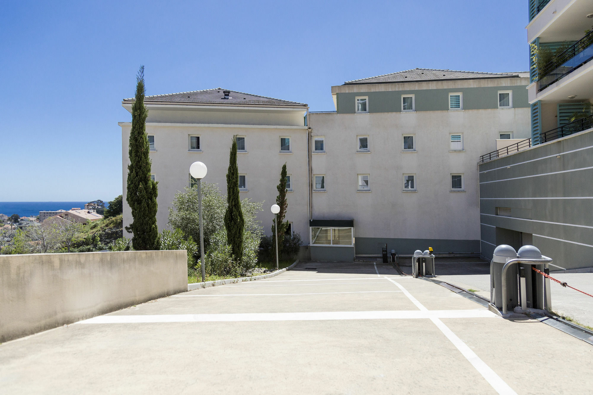 Hotel Western Montecristo-bastia 3*